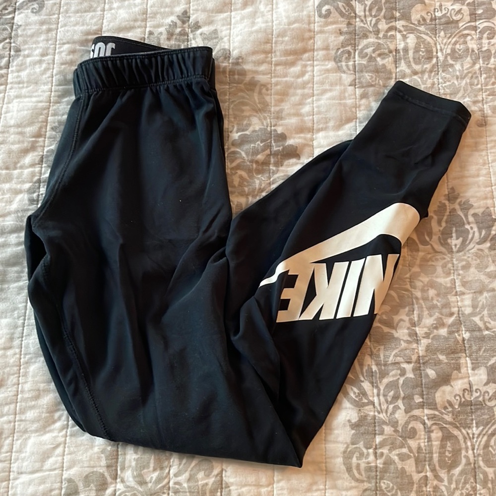 Nike women leg a see leggings size S